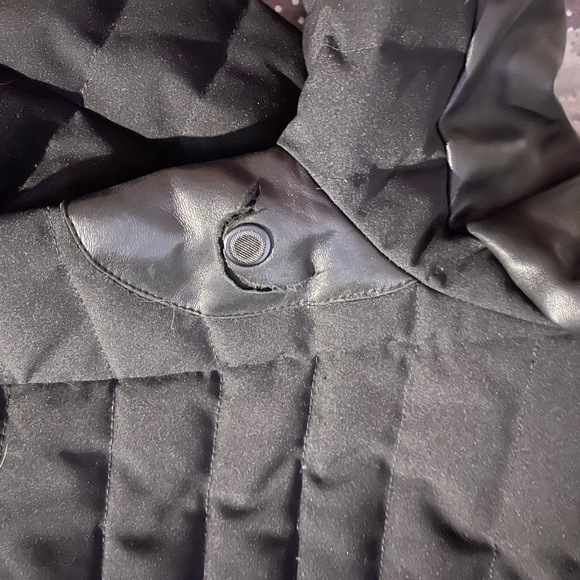 Beautiful Rudsak jacket.  Used but good condition. Size small - Picture 9 of 9